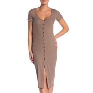 VELVET TORCH SHORT SLEEVE KNIT DRESS
